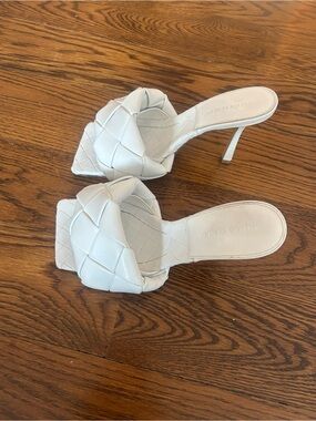 Bottega Veneta White Padded Leather Heeled Slide Sandals